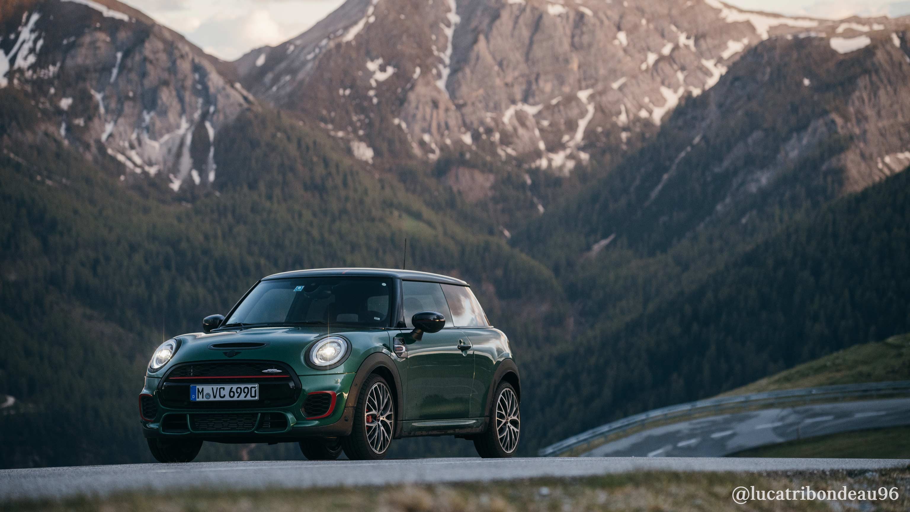 MINI John Cooper Works 3-Türer – grün und schwarz – Bild @lucatribondeau96 MINI John Cooper Works 3-Türer – grün und schwarz – Bild @lucatribondeau96
